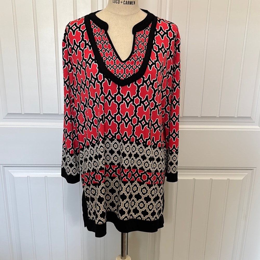 Dana Bachman Geometric Patterned Tunic Top